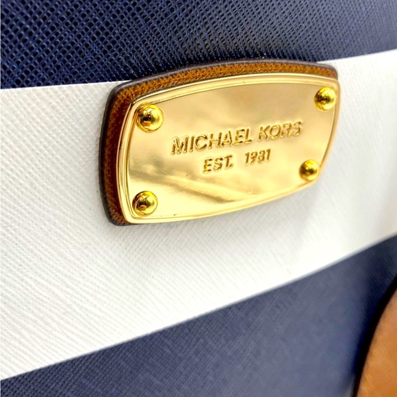 Michael Kors, navy & white striped tote with acorn leather straps, lining, satin - Picture 2 of 8